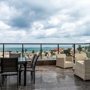  דירה Luxury Bat Galim 4br, Penthouse Parking & Balcony